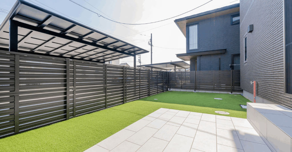 人工芝のエクステリア