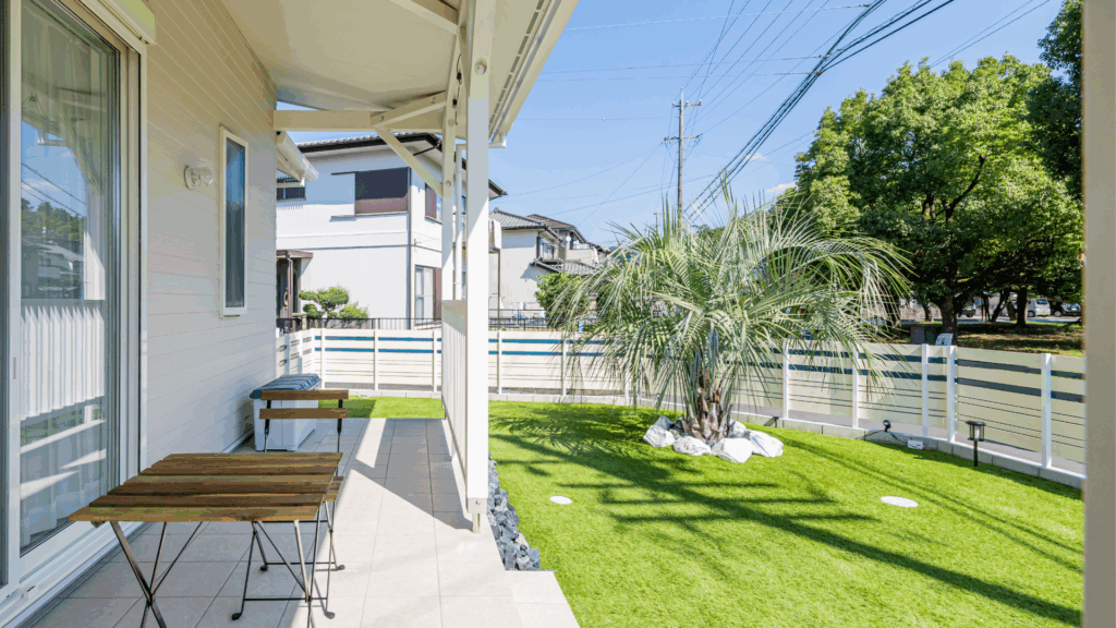 ヤシの木の外構