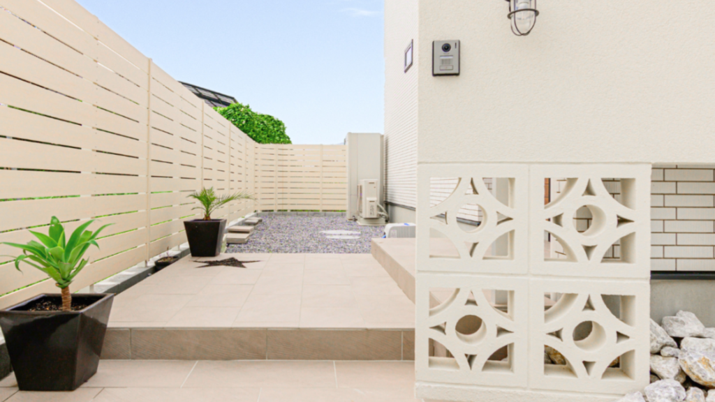 岐阜の外構・エクステリア専門店ラウレア おしゃれ かっこいい 素敵 庭 門柱 リゾート