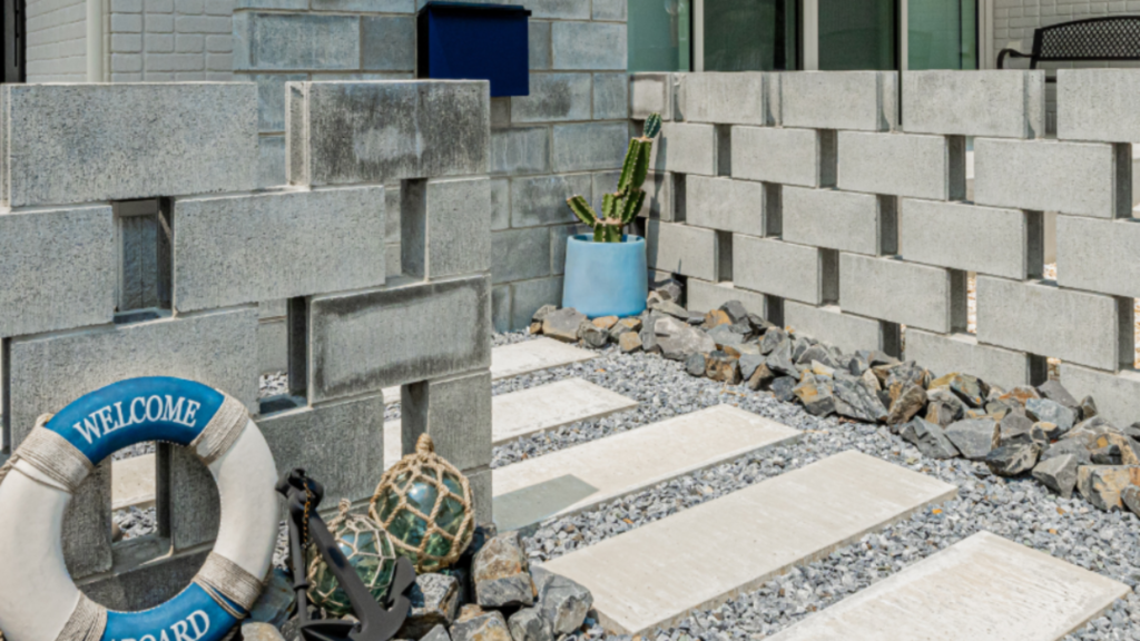 岐阜の外構・エクステリア専門店ラウレア おしゃれ かっこいい 素敵 庭 ココスヤシ ヤシの木 玄関 アプローチ